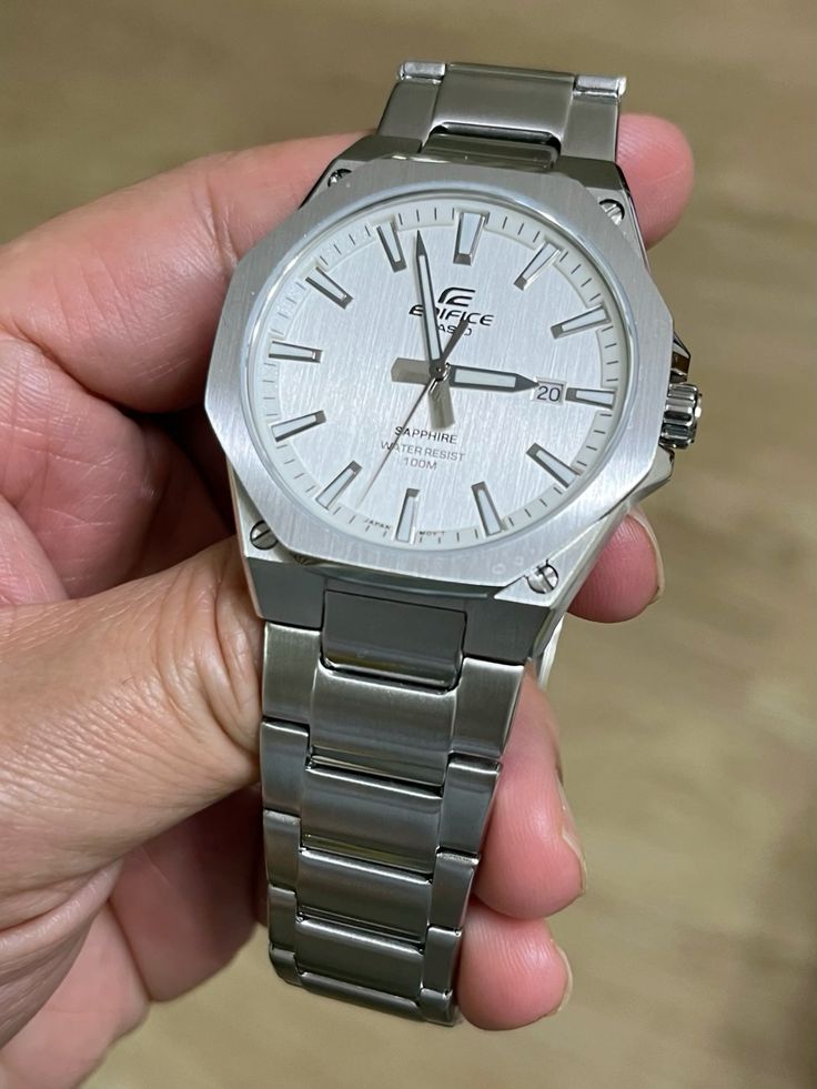 Montre en acier inoxydable pour homme