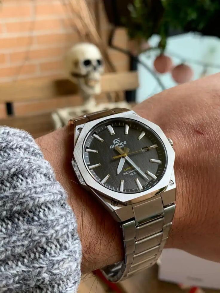 Montre en acier inoxydable pour homme